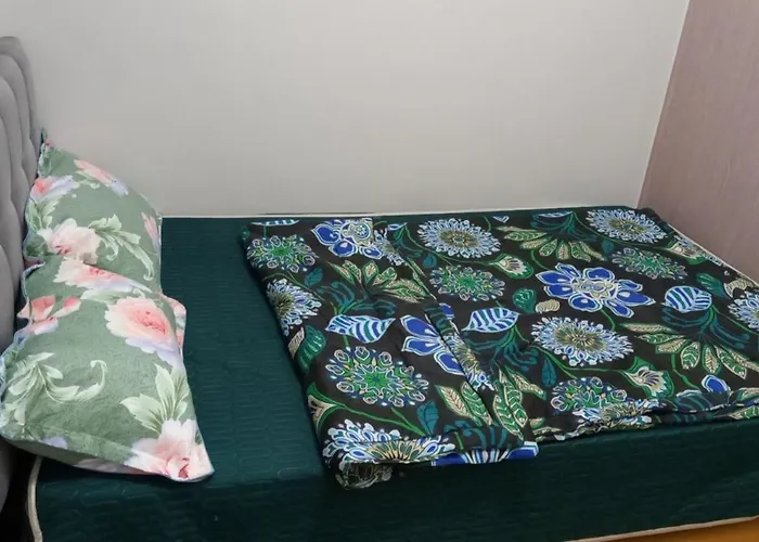 Apartment 1bedroom Fully Furnished With Netflix & Free Wifi In Trees Residences