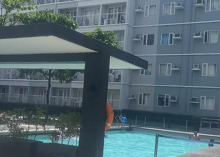 1bedroom Fully Furnished With Netflix & Free Wifi In Trees Residences Apartment