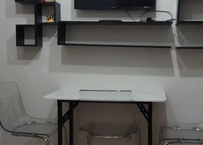 1bedroom Fully Furnished With Netflix & Free Wifi In Trees Residences * Manila