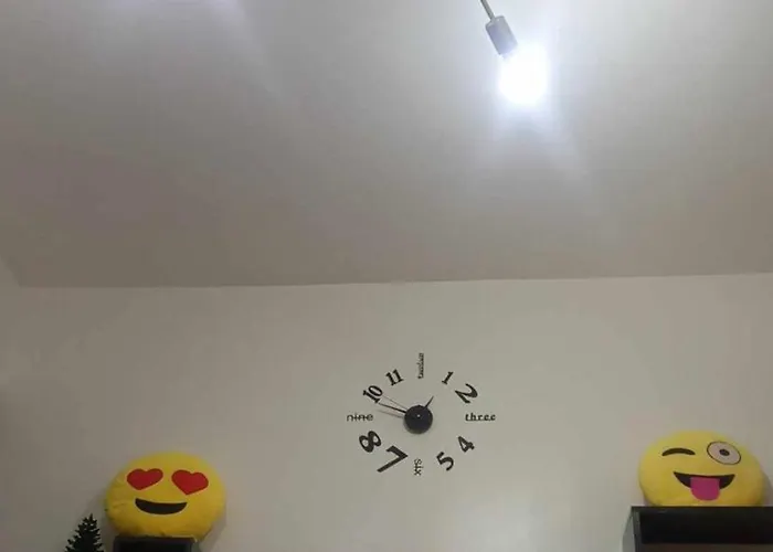Apartment 1bedroom Fully Furnished With Netflix & Free Wifi In Trees Residences *