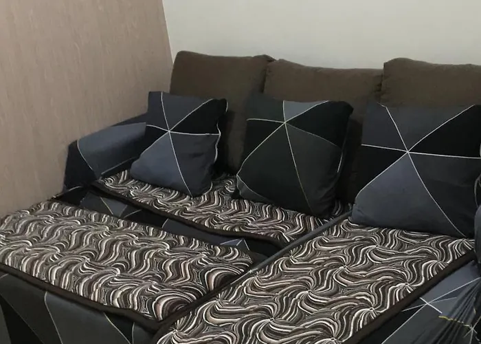 1bedroom Fully Furnished With Netflix & Free Wifi In Trees Residences Apartment Manila