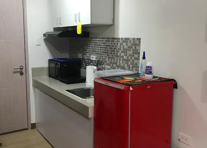 Apartment 1bedroom Fully Furnished With Netflix & Free Wifi In Trees Residences *